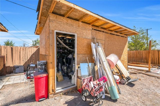6320 Bristol Way, Las Vegas, NV 89107