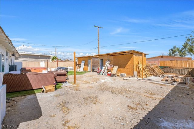 6320 Bristol Way, Las Vegas, NV 89107