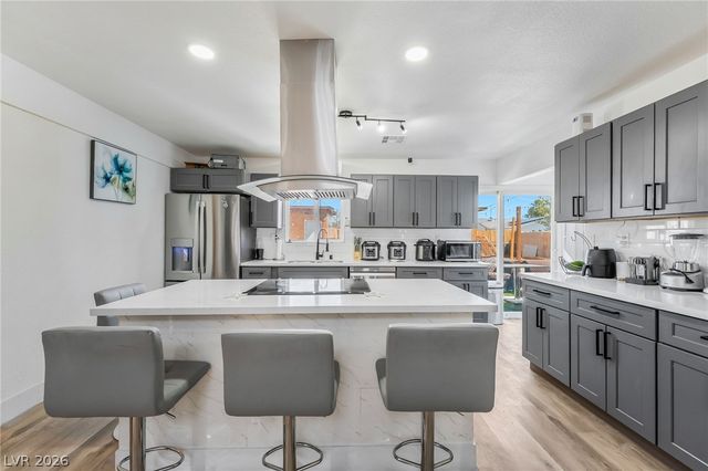 6320 Bristol Way, Las Vegas, NV 89107