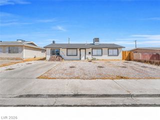 6320 Bristol Way, Las Vegas, NV 89107