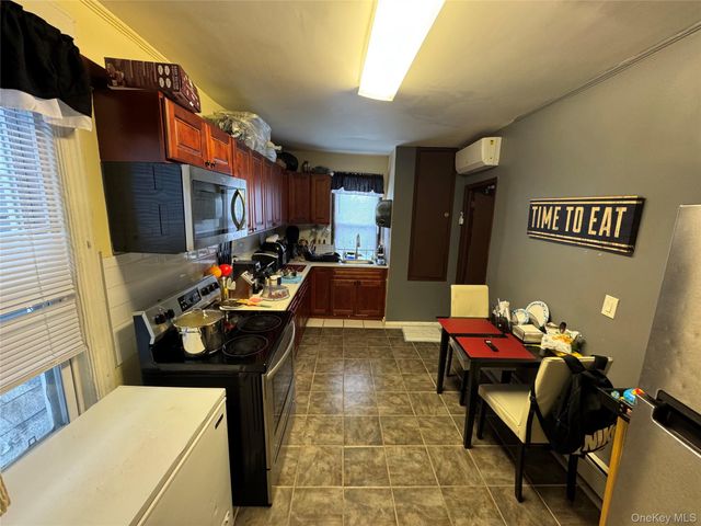 169 Fillmore Street, Yonkers, NY 10701