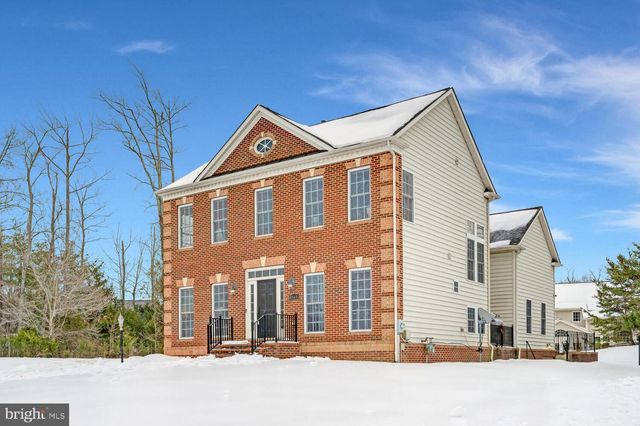 8749 BANCROFT DR, Waldorf, MD 20603