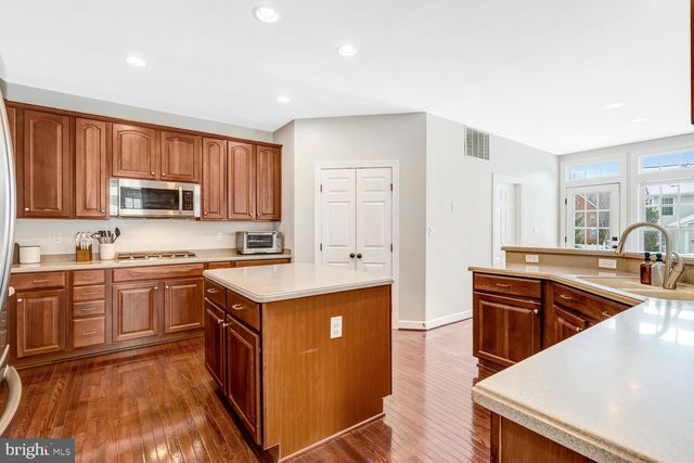 8749 BANCROFT DR, Waldorf, MD 20603