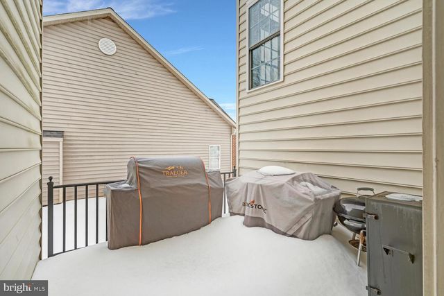 8749 BANCROFT DR, Waldorf, MD 20603