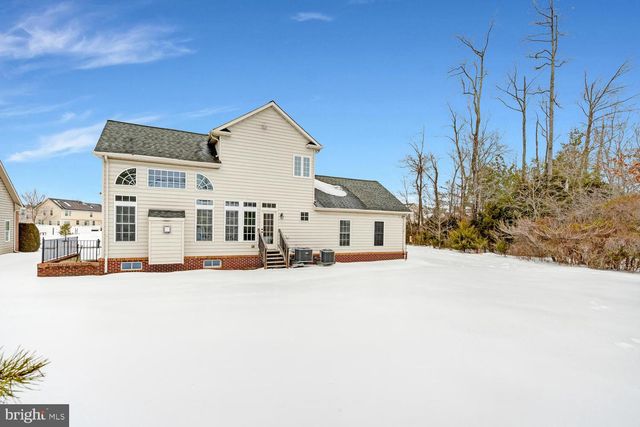 8749 BANCROFT DR, Waldorf, MD 20603