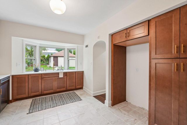 2902 N 73rd STREET, Milwaukee, WI 53210