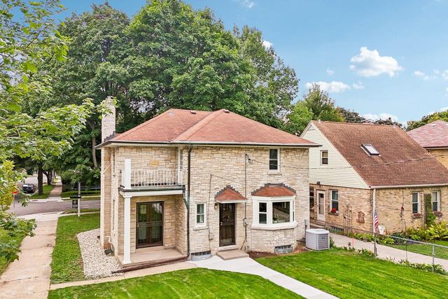 2902 N 73rd STREET, Milwaukee, WI 53210