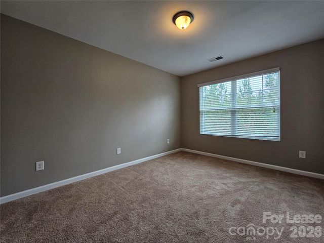 3233 Yarmouth Lane, Gastonia, NC 28056