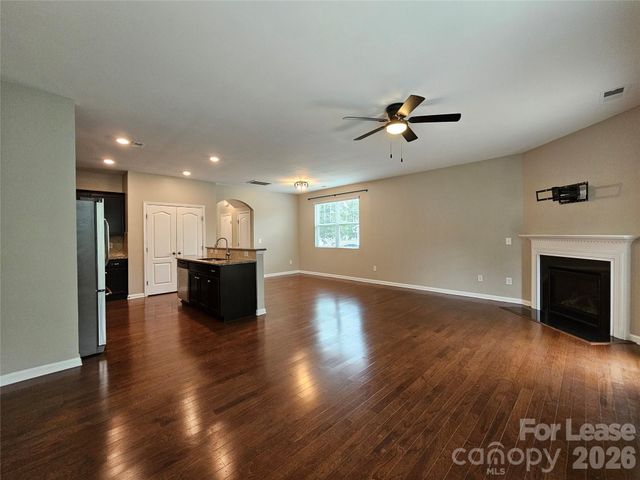 3233 Yarmouth Lane, Gastonia, NC 28056