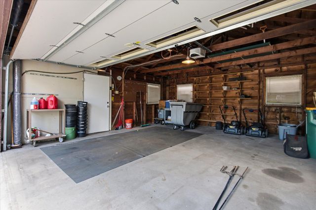 5625 Hillsview Road, Brooklyn Center, MN 55430