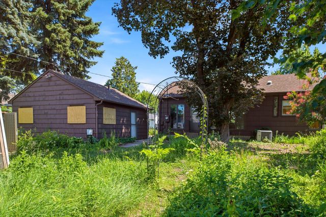 5625 Hillsview Road, Brooklyn Center, MN 55430