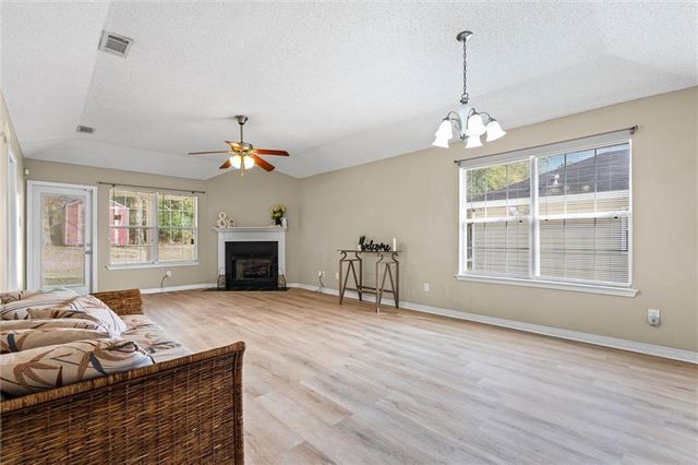 4636 St Charles Court, Mobile, AL 36618