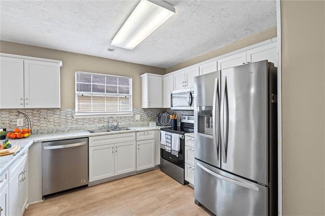 4636 St Charles Court, Mobile, AL 36618