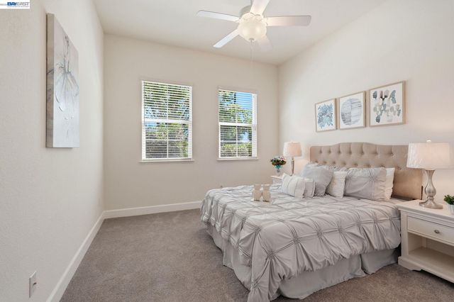 2359 Happy Valley Ln, Manteca, CA 95336