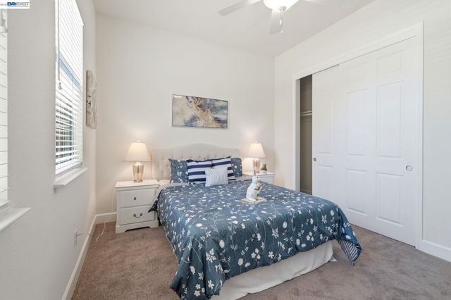 2359 Happy Valley Ln, Manteca, CA 95336