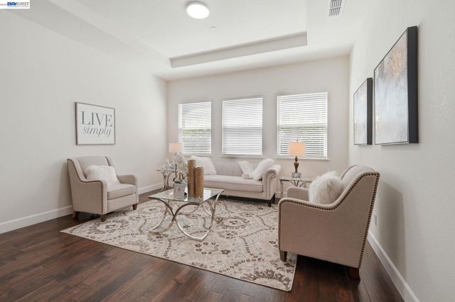 2359 Happy Valley Ln, Manteca, CA 95336