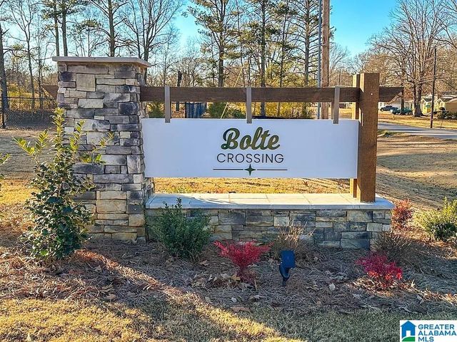 1702 AMBER AVENUE SE, Cullman, AL 35055