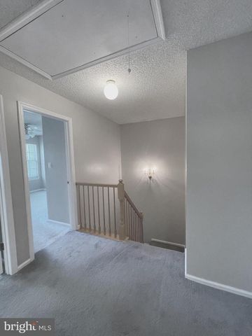 162 SHREWSBURY CT, Pennington, NJ 08534