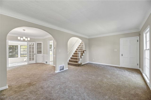 1031 Pennfield Road, Cleveland Heights, OH 44121