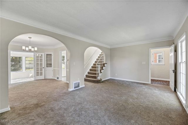 1031 Pennfield Road, Cleveland Heights, OH 44121