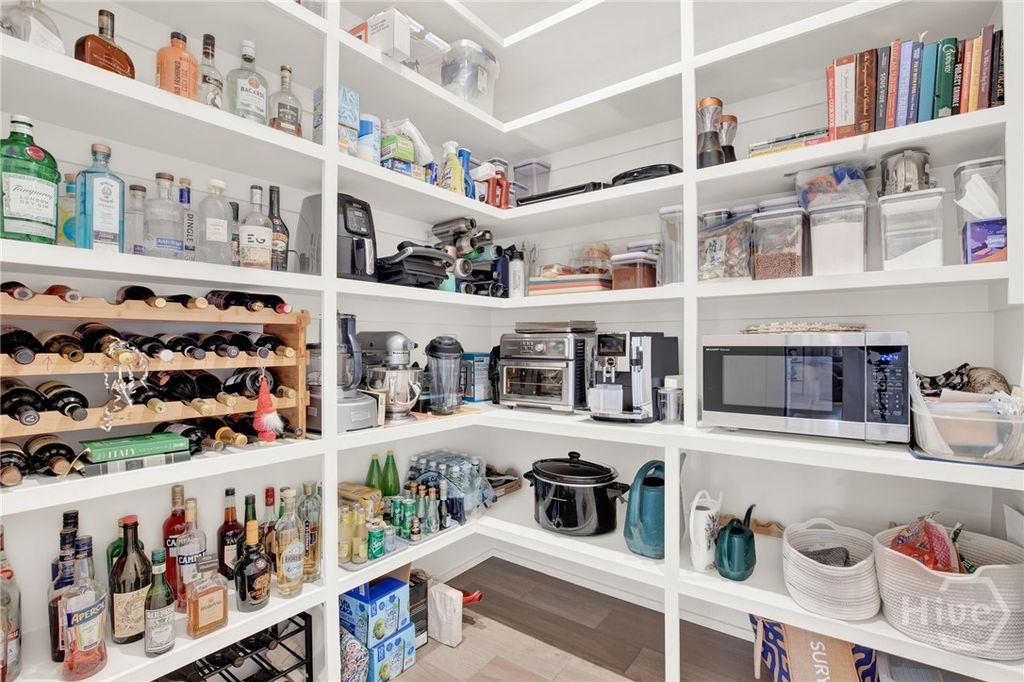 Image 18 of property listing at 114 Kent Trail, Pooler, GA 31322