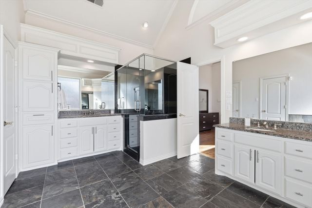 5809 N Ballantrae Drive, Colleyville, TX 76034