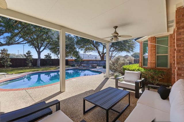 5809 N Ballantrae Drive, Colleyville, TX 76034