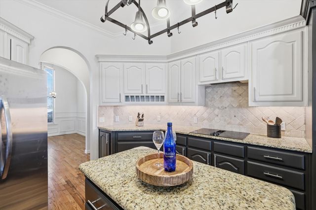 5809 N Ballantrae Drive, Colleyville, TX 76034