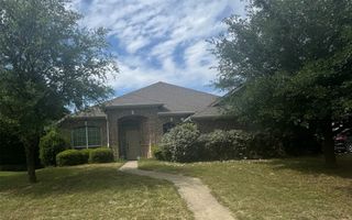701 Shady Meadow Lane, Glenn Heights, TX 75154
