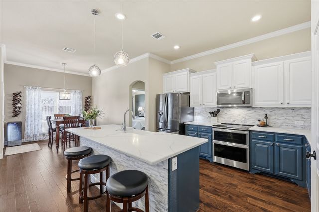 3709 Meadowtrail Lane, Denton, TX 76207