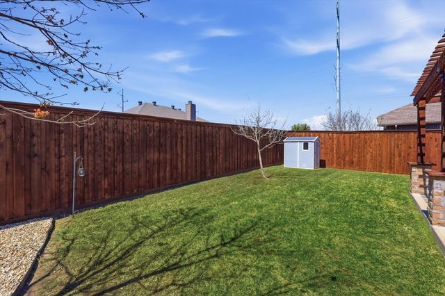 3709 Meadowtrail Lane, Denton, TX 76207