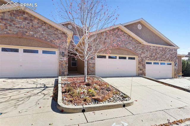 5823 New Crossings Point, Colorado Springs, CO 80918