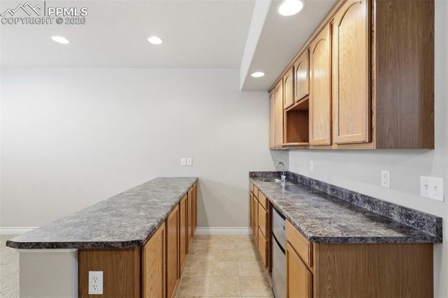 5823 New Crossings Point, Colorado Springs, CO 80918