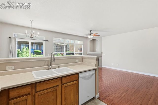 5823 New Crossings Point, Colorado Springs, CO 80918