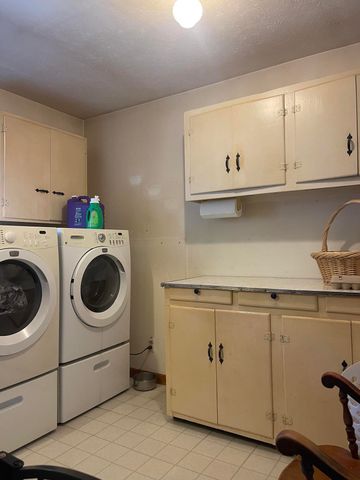 380 Daniels cr, Banner, KY 41603