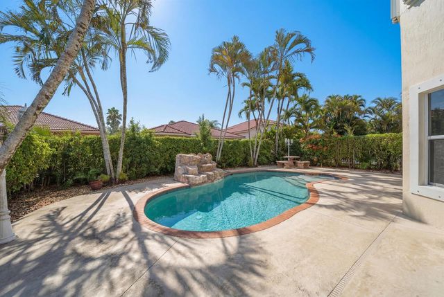 4752 NW 120th Way, Coral Springs, FL 33076