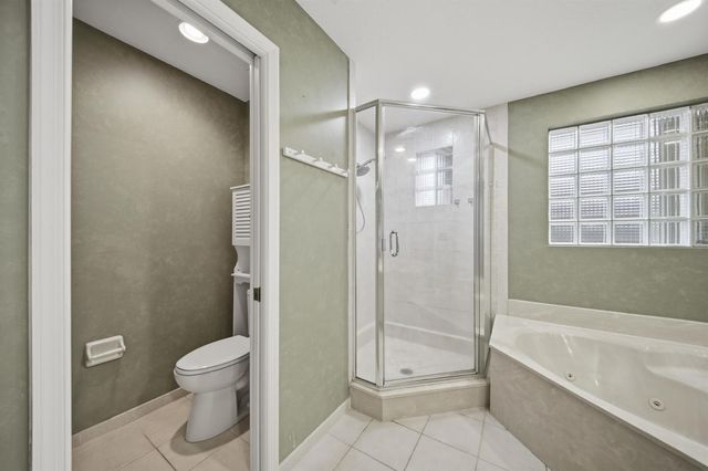 4752 NW 120th Way, Coral Springs, FL 33076