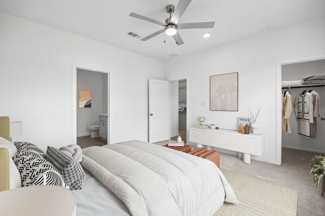 610 Amber Falls Drive, Montgomery, TX 77356