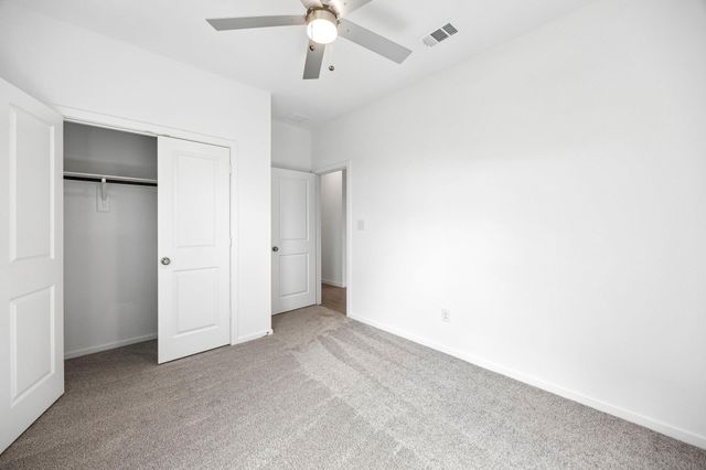 610 Amber Falls Drive, Montgomery, TX 77356