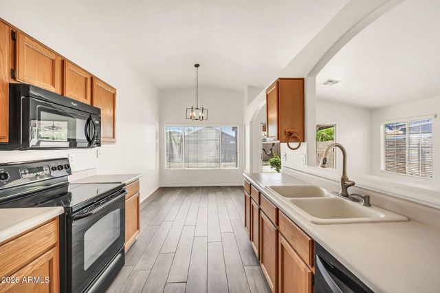 145 W Merrill Court, Gilbert, AZ 85233
