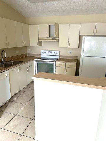 3690 N 56th Ave 937, Hollywood, FL 33021