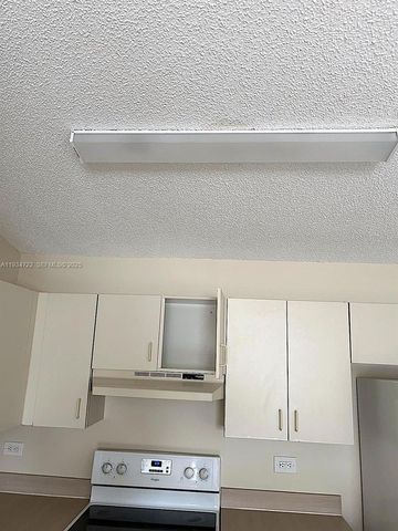 3690 N 56th Ave 937, Hollywood, FL 33021