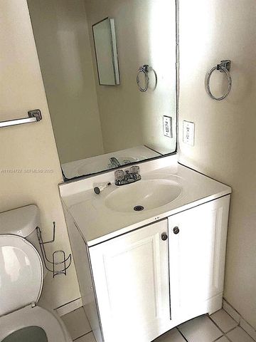 3690 N 56th Ave 937, Hollywood, FL 33021