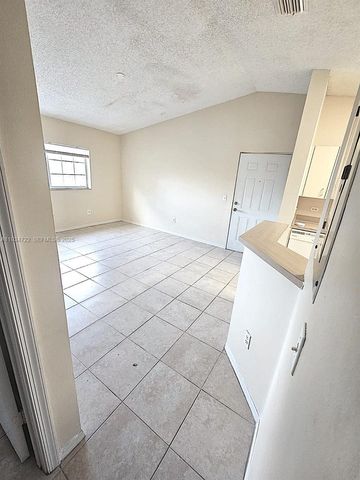 3690 N 56th Ave 937, Hollywood, FL 33021