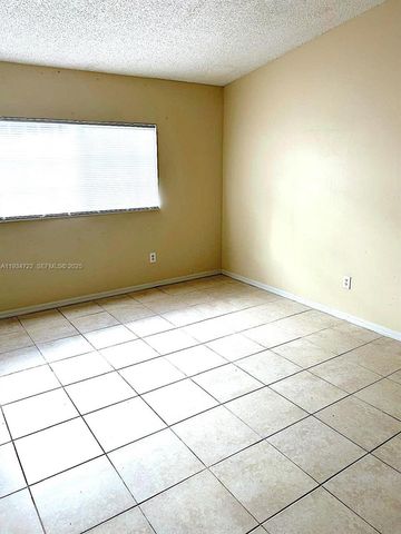 3690 N 56th Ave 937, Hollywood, FL 33021