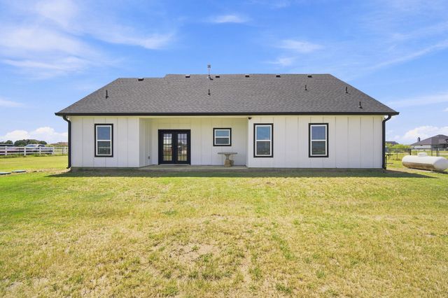 6020 Huckleberry Lane, Joshua, TX 76058