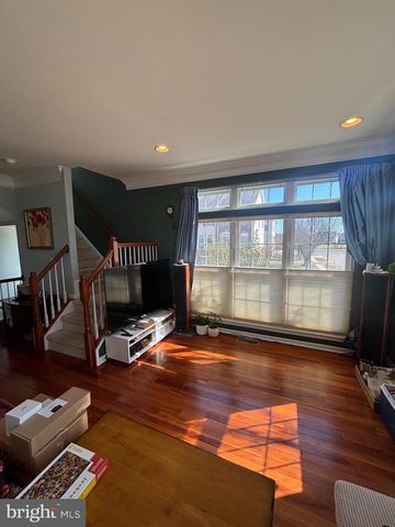 25021 JUSTICE DR, Chantilly, VA 20152