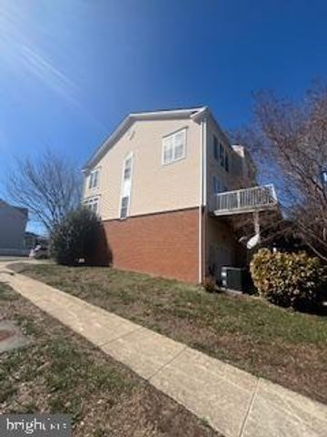 25021 JUSTICE DR, Chantilly, VA 20152