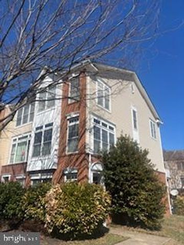 25021 JUSTICE DR, Chantilly, VA 20152