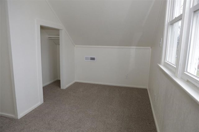 425 NE Broadway Avenue, Des Moines, IA 50313